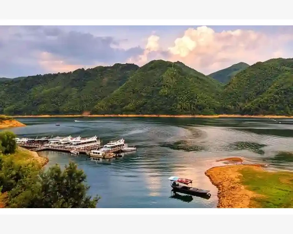 夏日用什么泡脚可以祛湿